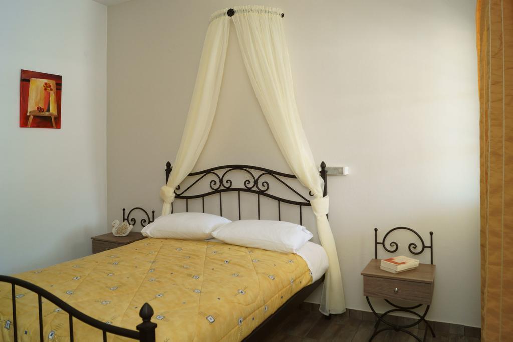 Margarita Karidi Hotel Аполония Екстериор снимка